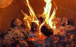 Amid High Pollution, Delhi Bans Coal, Firewood In All Restaurant Tandoors